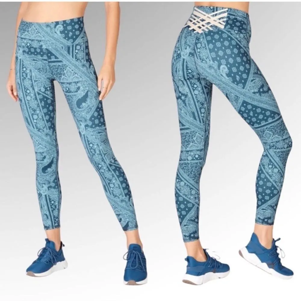 Boost PowerHold® High-Waisted 7/8 Legging Size Small C34 - Image 2