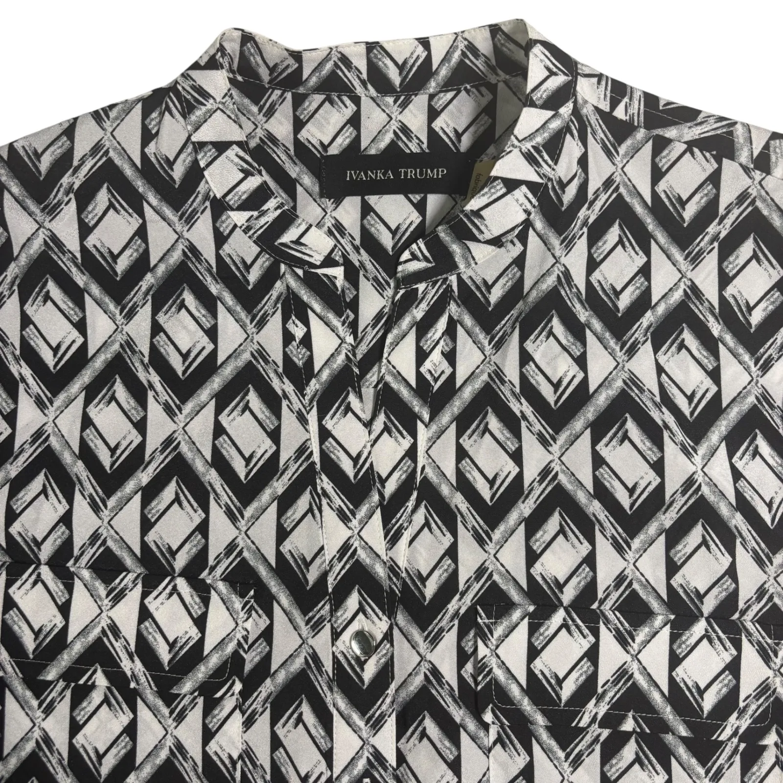 Ivanka Trump Blouse Diamond Print Long Sleeve Button Up Shirt‎ S/P - Image 3
