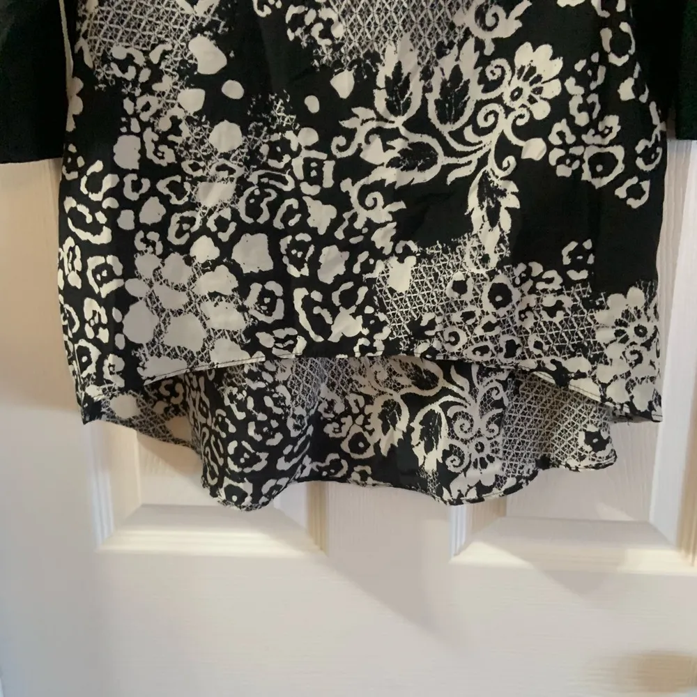 A.Byer Black/White Print 3/4 Sleeve Hi-Low hem Top S - Image 6