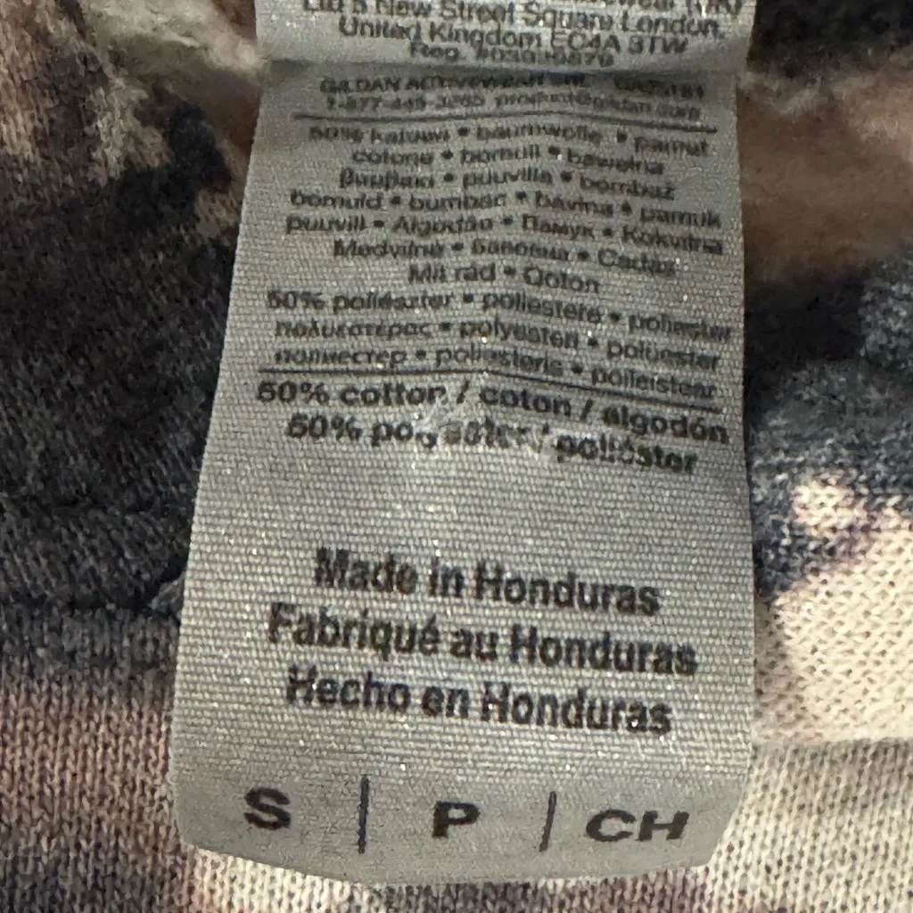 Wallen Western hooded sweatshirt with bull skull print, size small - Image 6