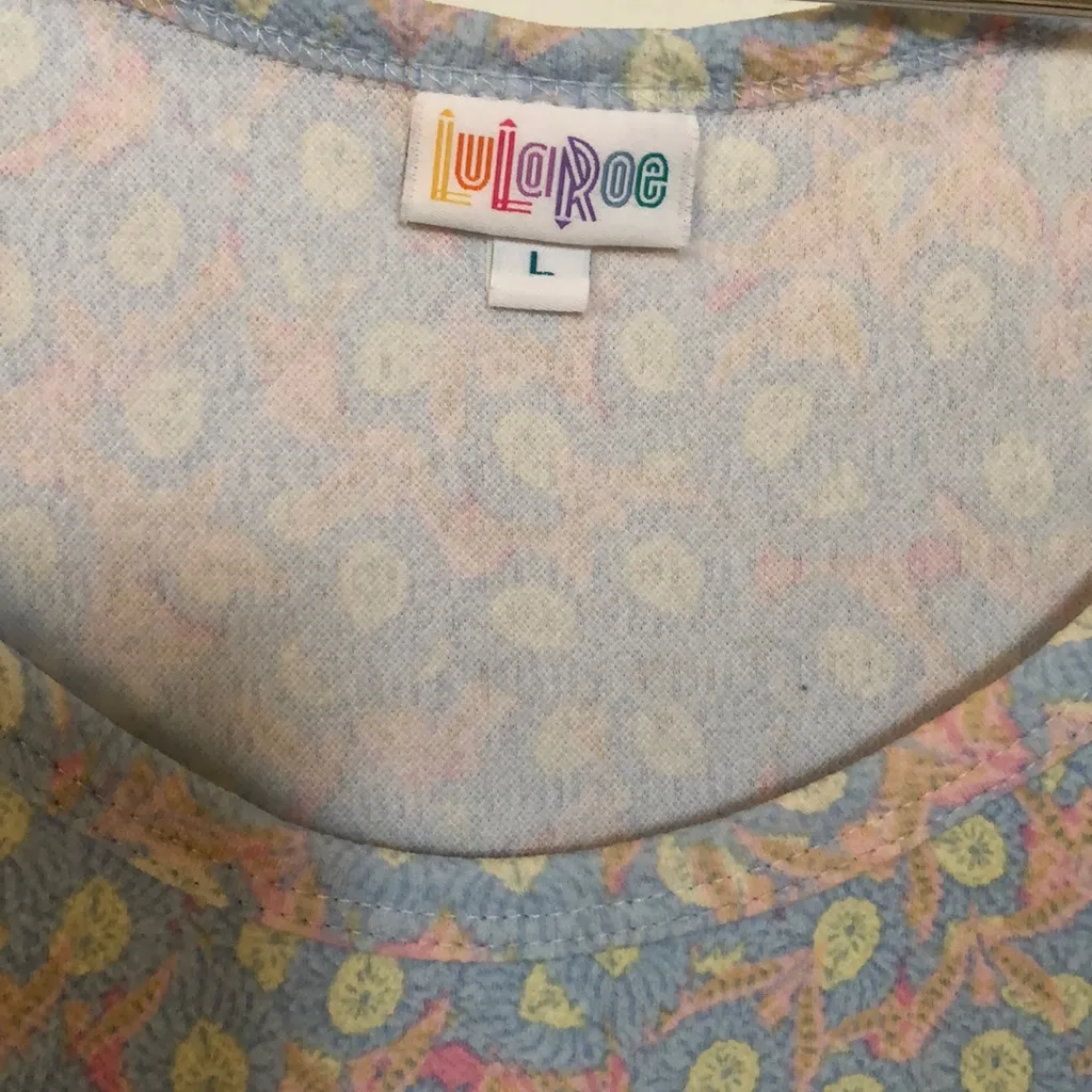 LulaRoe flared pastel‎ print Amelia dress - Image 5