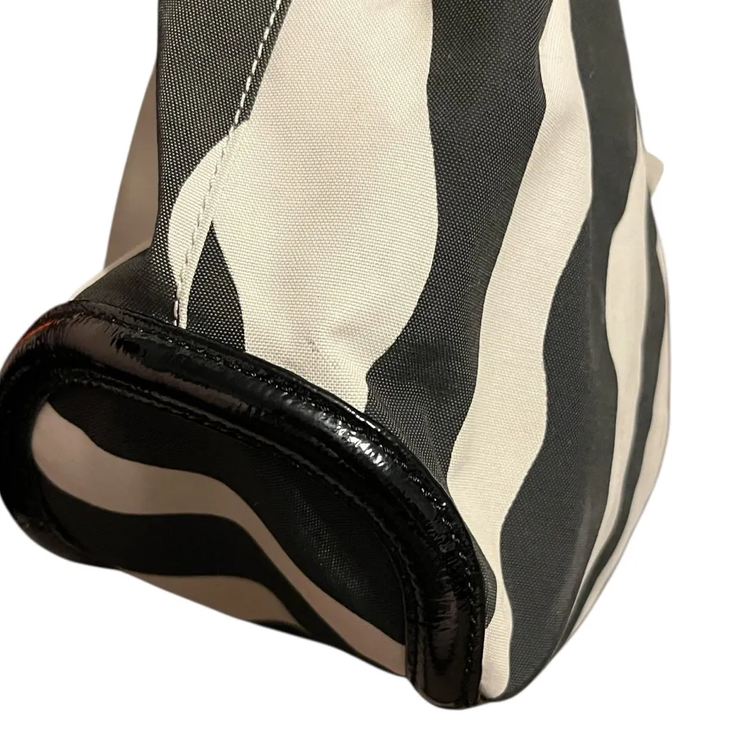 Kate Spade Vintage Zebra Stripe Hobo Shoulder Bag in black, cream & green - Image 4