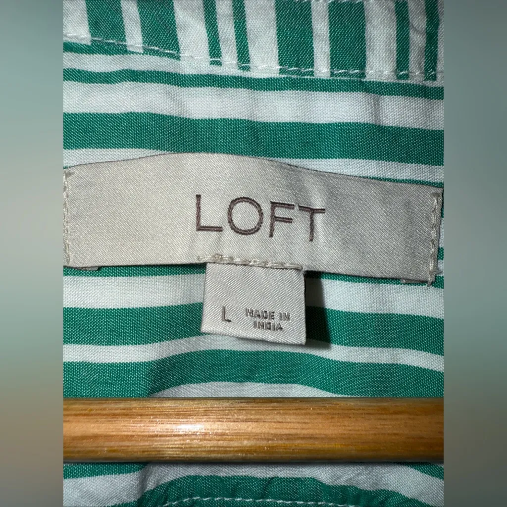Loft Green White Stripe Sleeveless Button Down Cotton Blend Top‎ Large - Image 3