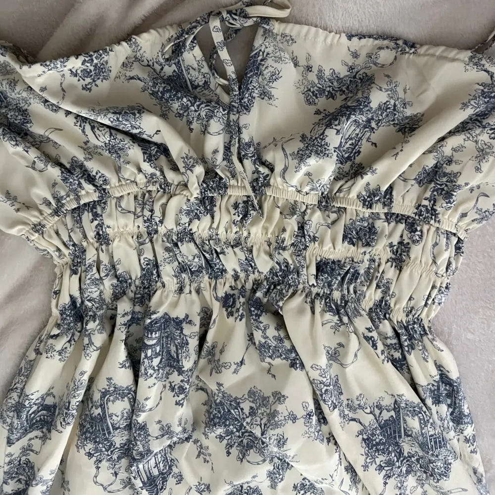 Beautiful white and blue summer maxi dress XL - Image 3