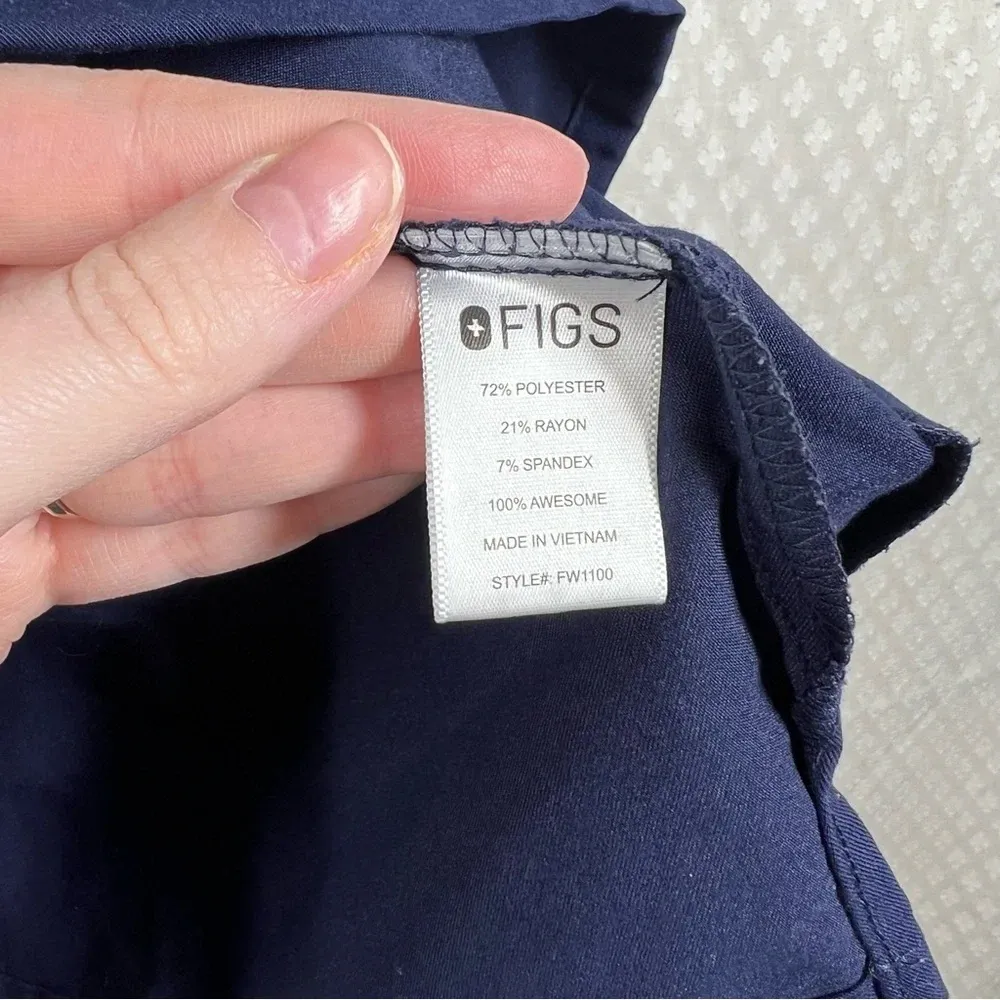 Figs‎ Dark Blue Casma Pocket Scrub Top - Image 3