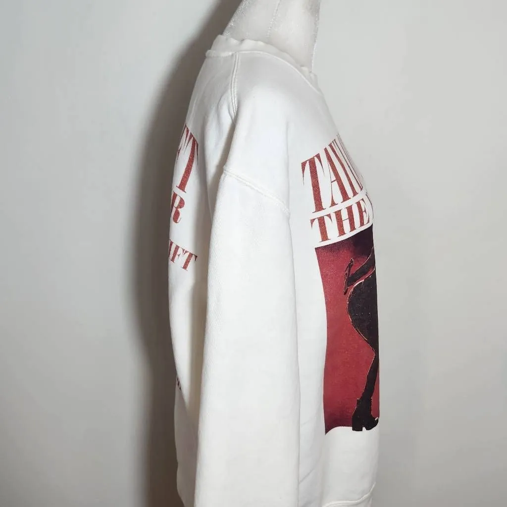 Taylor Swift The Eras Tour Photo White Crewneck Sweatshirt Size Medium - Image 6