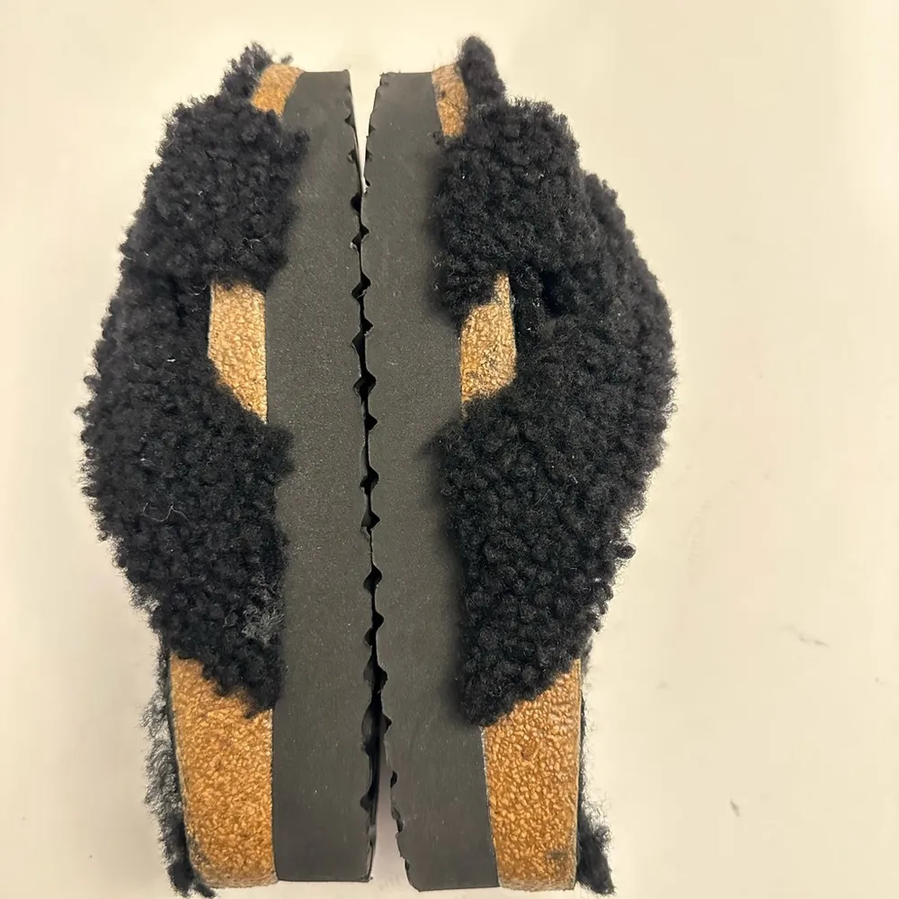 Birkenstock Papillio Daytona Shearling Teddy Platform Two-Strap Sandal Size 38 - Image 6