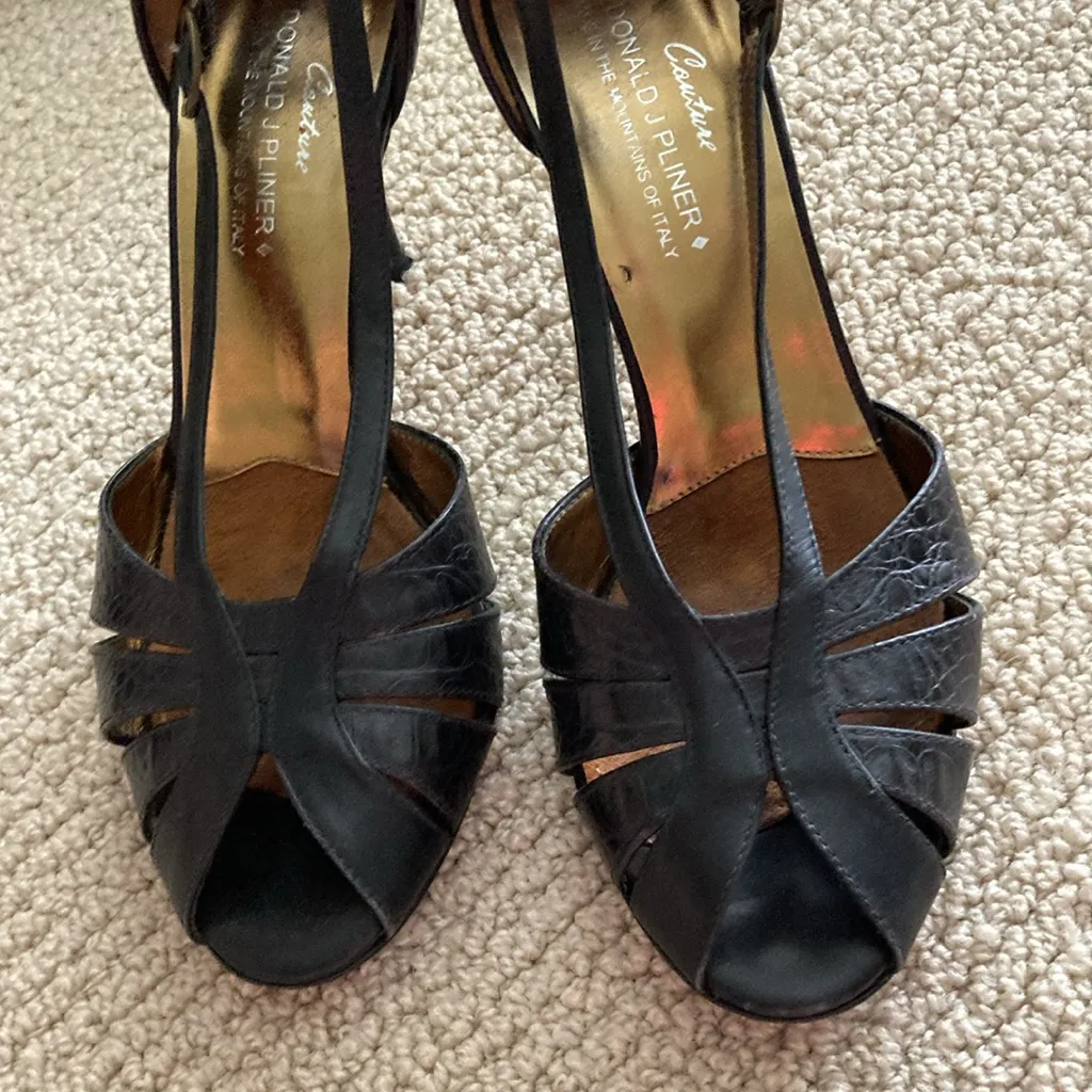 Donald J Pliner Black Croc Patterned Leather High Heel Shoes Pumps Size 7.5 - Image 4