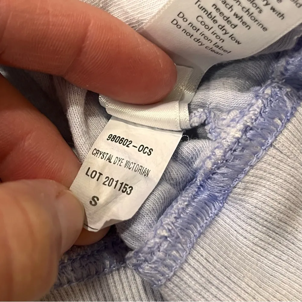 Athleta Sundown Crystal Dye Periwinkle Tie Dye Crewneck Sweatshirt size Small - Image 8