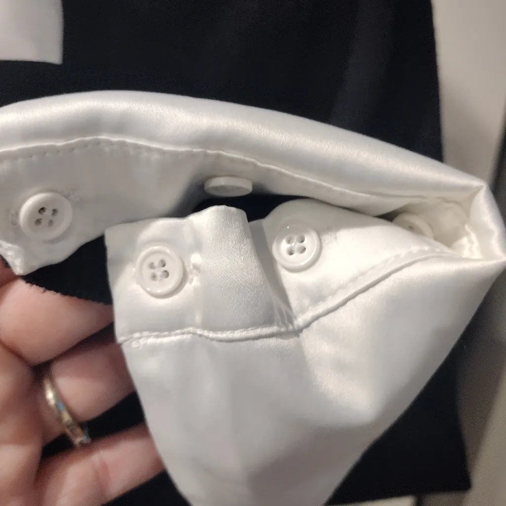 Love token Wool Blend Black Sweater With Satin Tie - Image 4