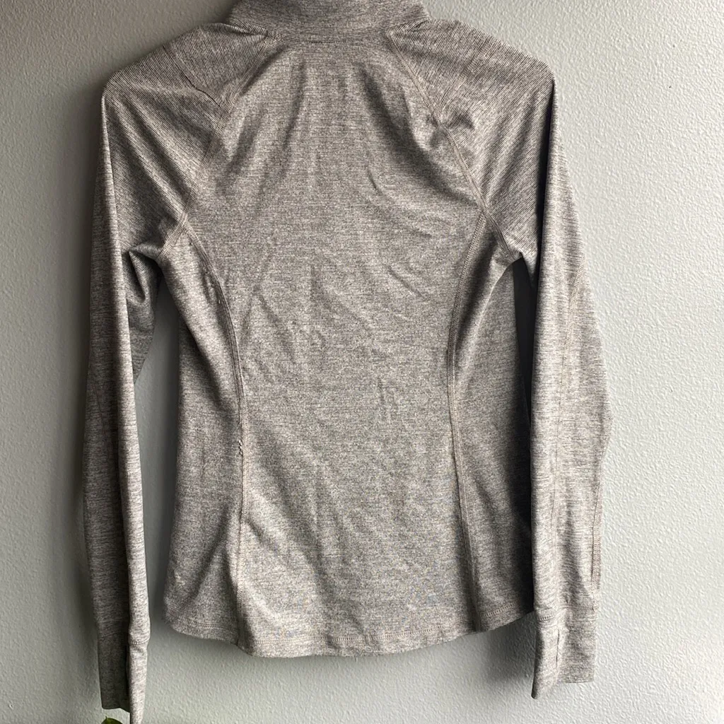 Old Navy  Athletic Jacket - Image 5