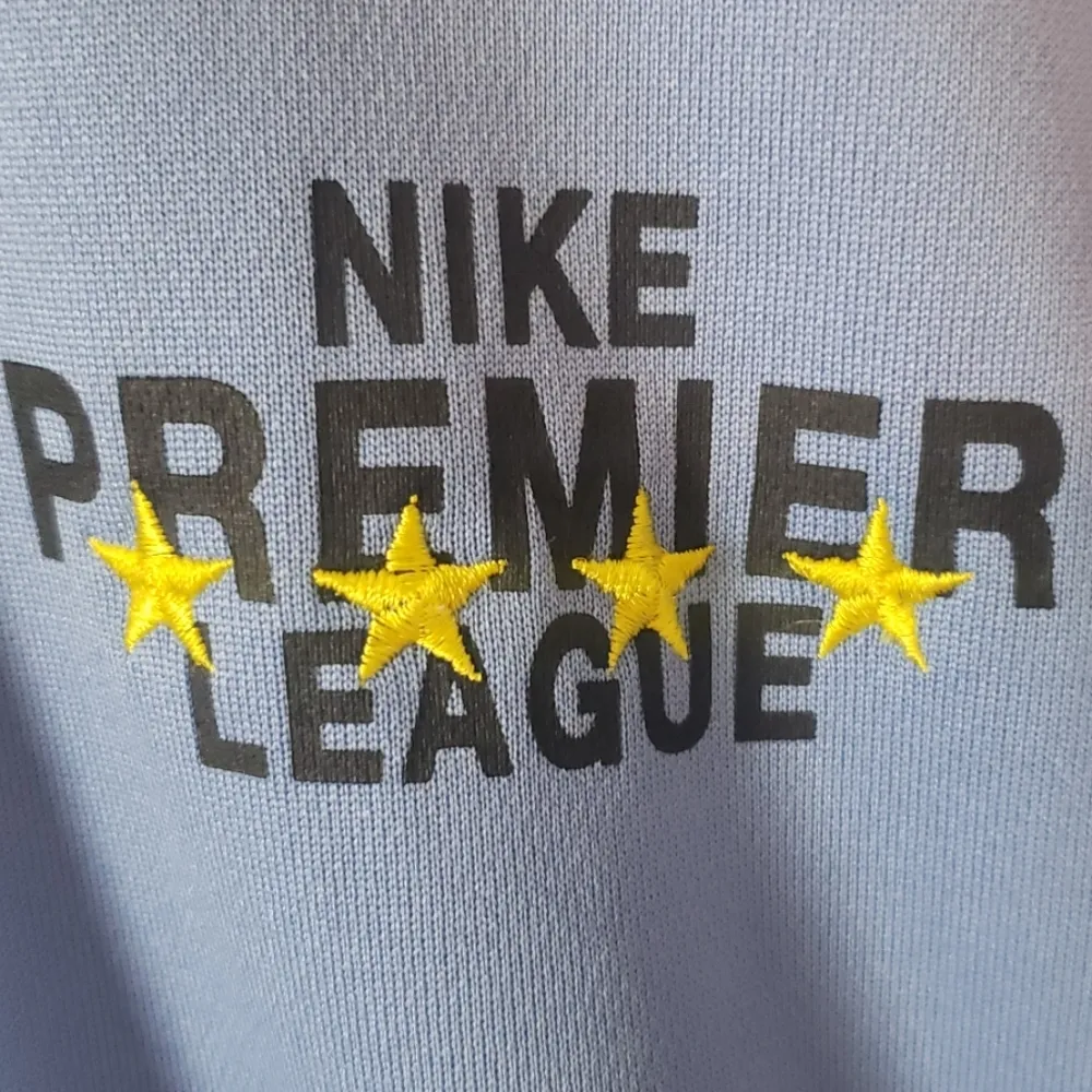 Y2k Nike zip- front periwinkle blue  hoodie - Image 3