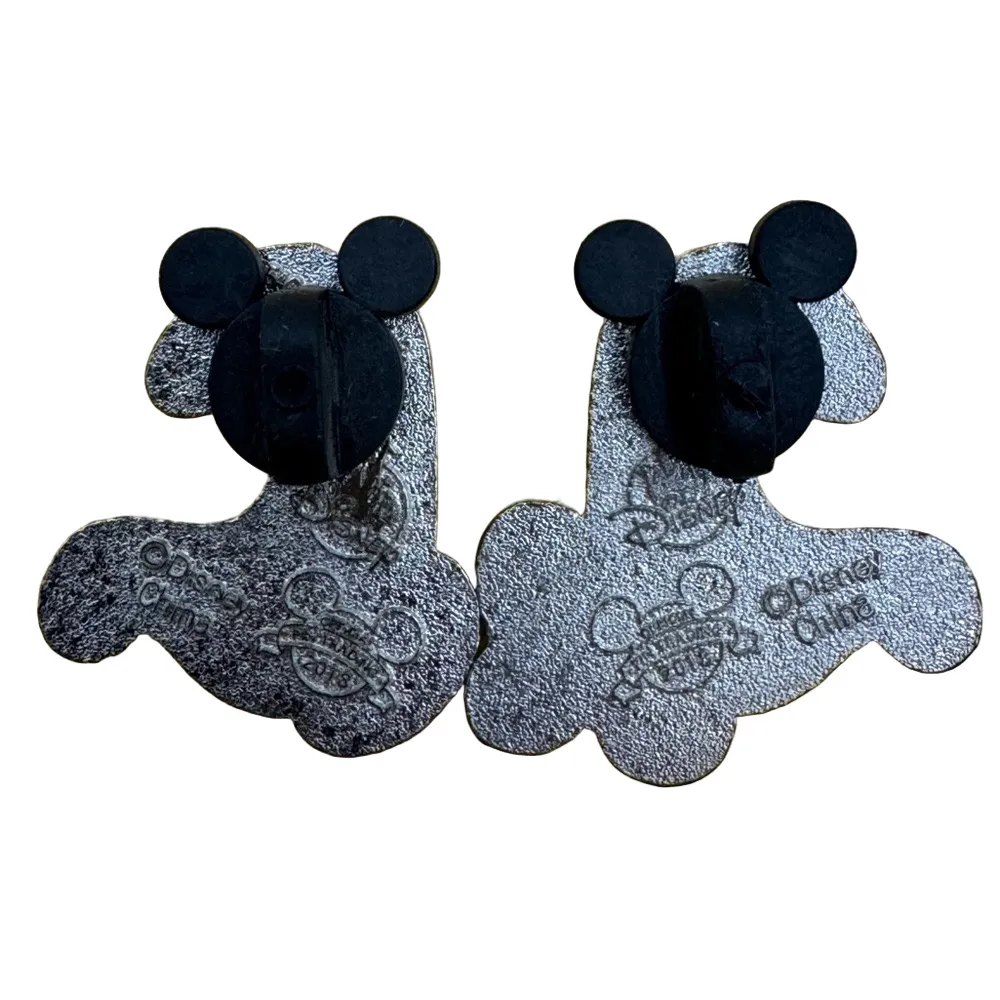 Disney Mickey & Minnie Glove Holding Hearts Pins His and Hers Set Couple's Gift - Image 2