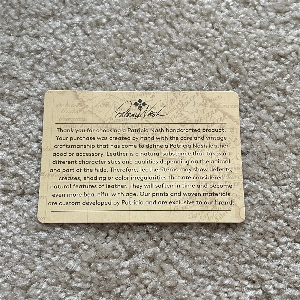 Patricia Nash Stylish Blue Woven Tote Bag - Image 7