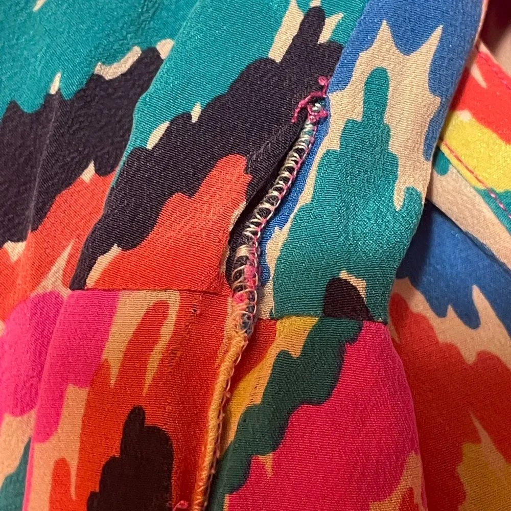 Lilly Pulitzer silk blouse size large - Image 5