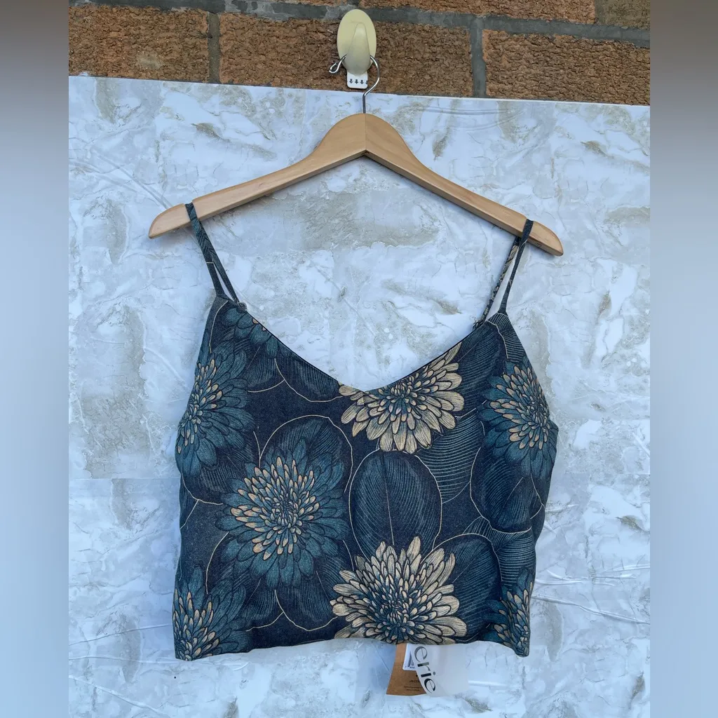 AVERIE Crop Top And Skort Set Nori Dandelions Print On Black size XXL Green - Image 11