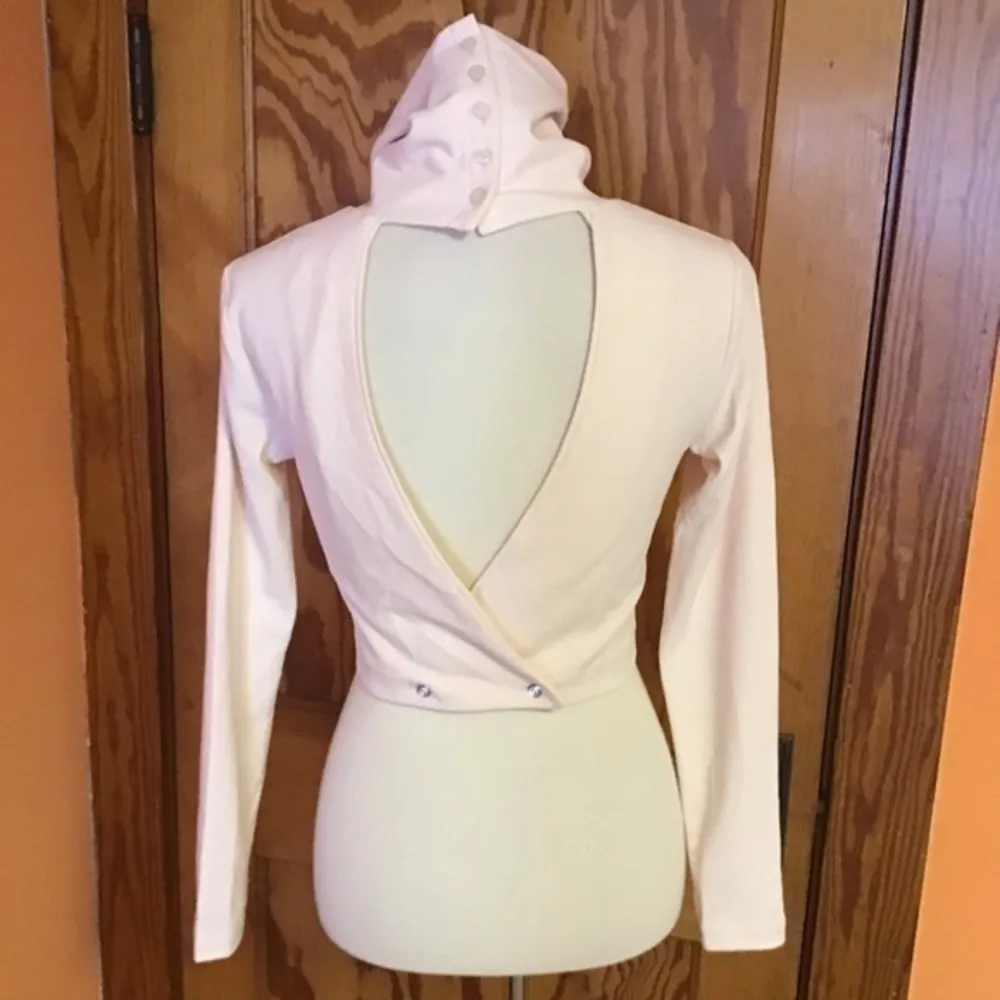 Nordstrom Dance & Marvel NWT Sexy cropped open back top - Image 10