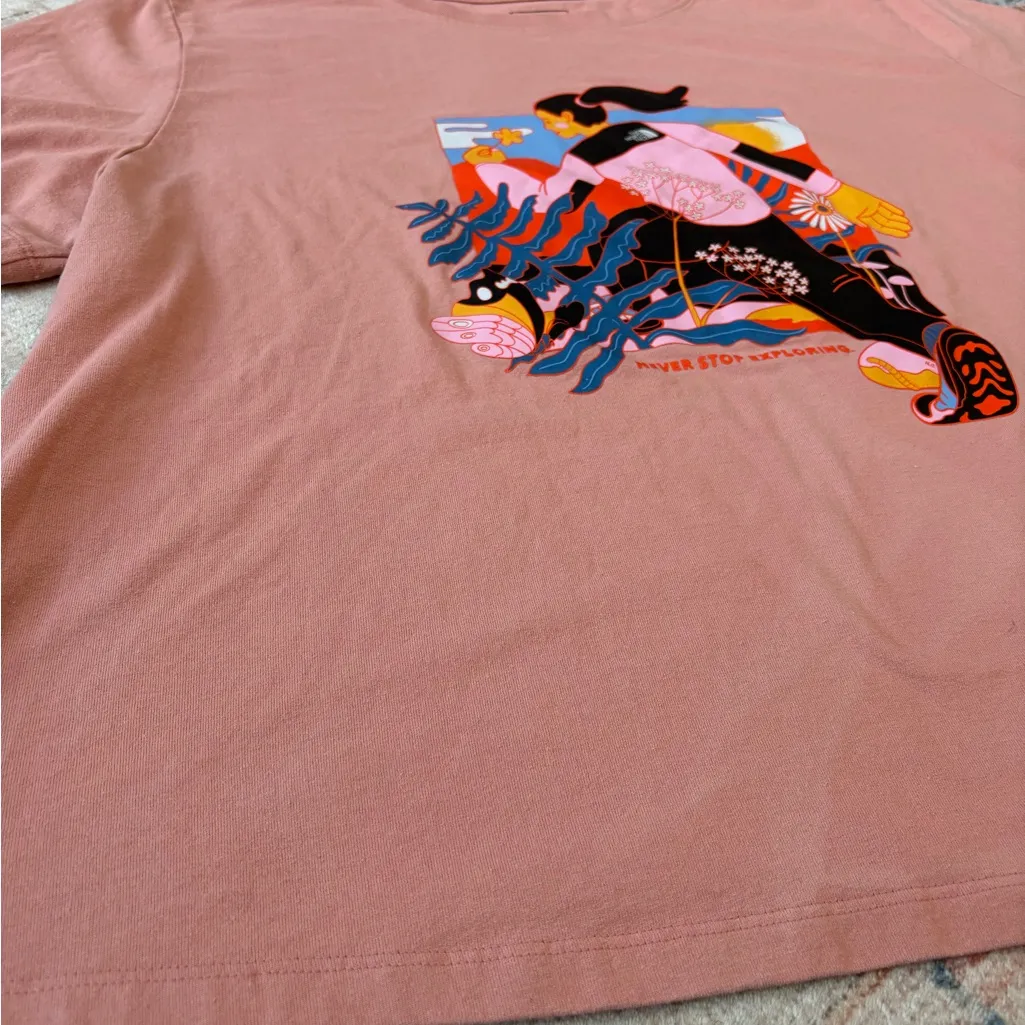 The North Face International Women’s Day Graphic T-shirt Pink Plus Size 3X - Image 3