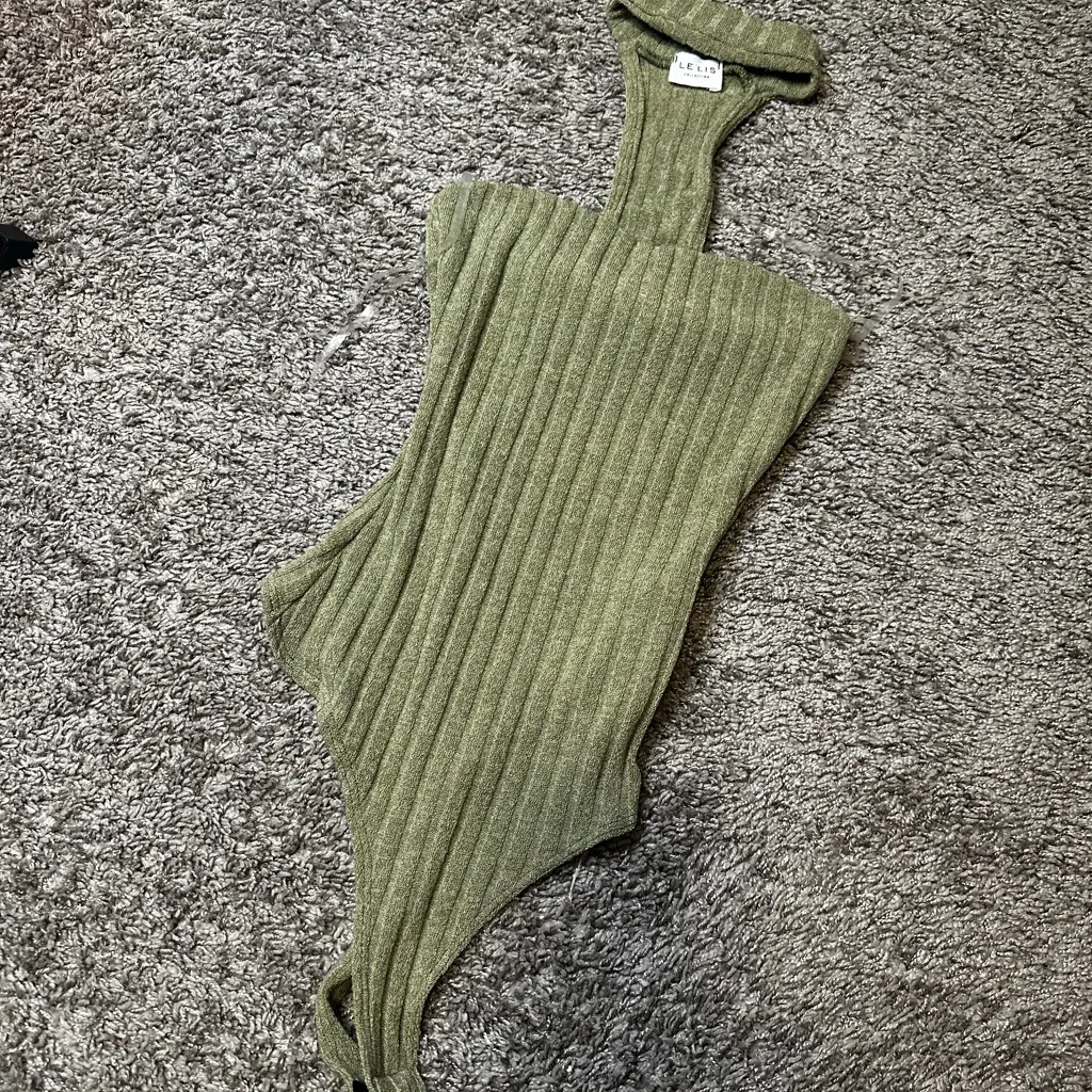 Le Lis Olive Ribbed Bodysuit - Image 2