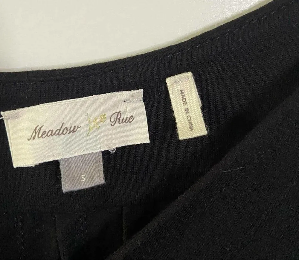 Anthropologie Meadow Rue Black Basic Flowy Tank - Image 3