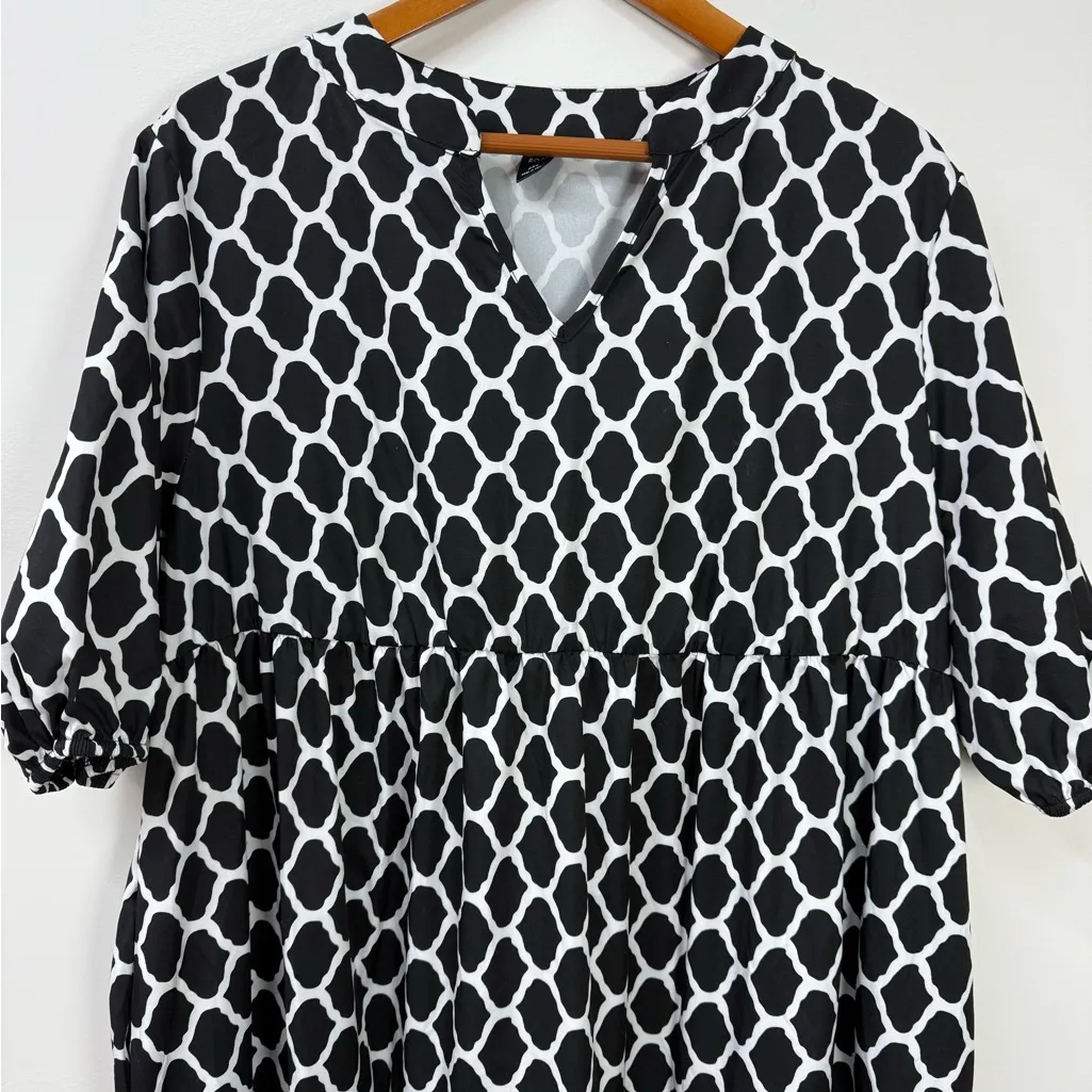 EMERY ROSE Chic Black and White Geometric Summer Maxi Dress size 2XL - Image 3