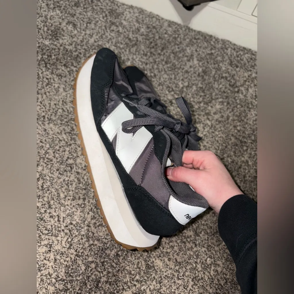 New Balance  237 - Image 2