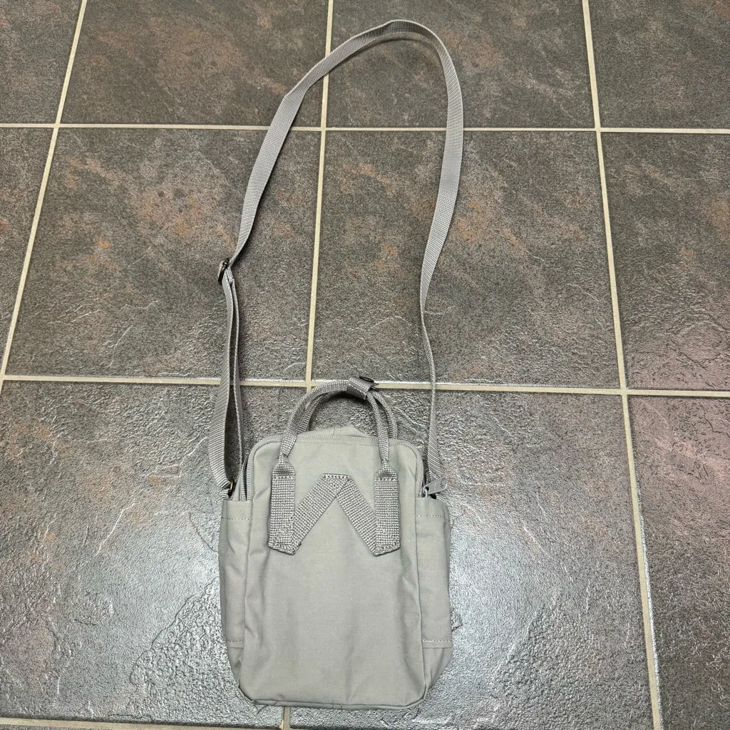 Fjallraven Kanken Sling Bag Mini Crossbody Purse Fog Gray Grey - Image 12