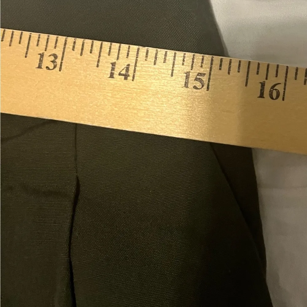 Who what wear green cropped pleated wide leg pants size 10 - Image 6