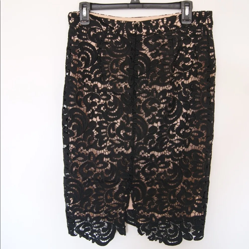 Lucy Paris lace skirt Sz M - Image 2