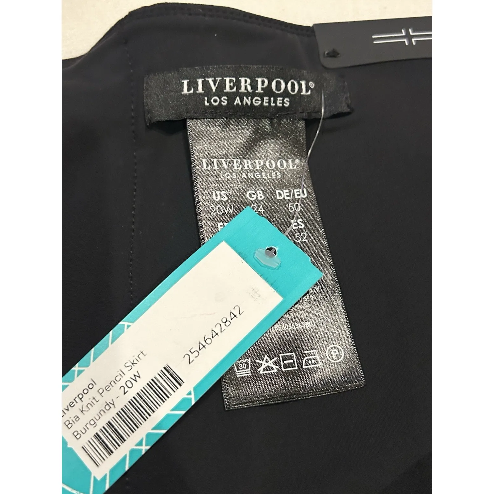 NWT Liverpool LA Plaid Red Black Pencil Skirt Womens Size 20w - Image 12