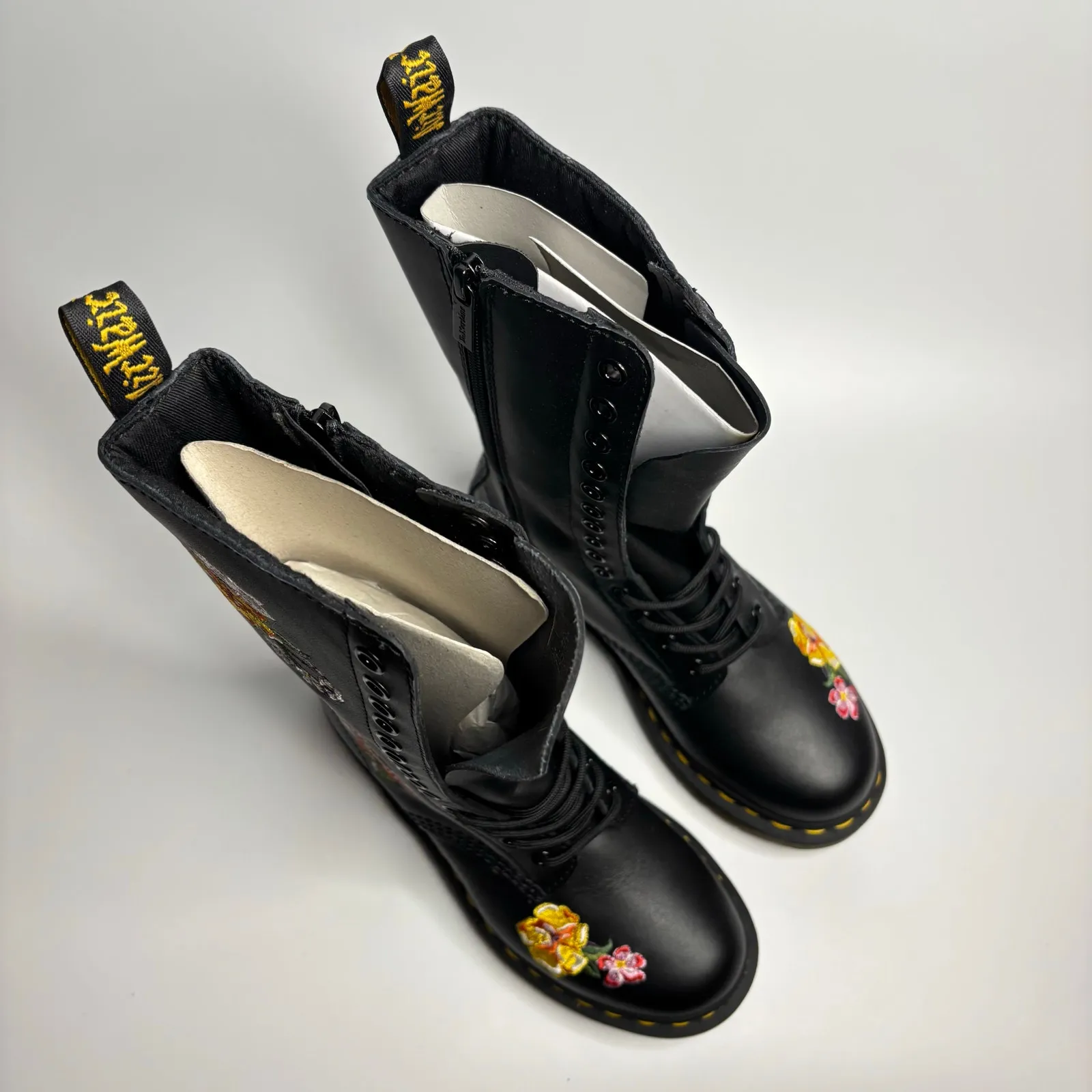 Dr. Martens 1914 Vonda II Originals Floral Combat Boots in Black Softy T - Image 6