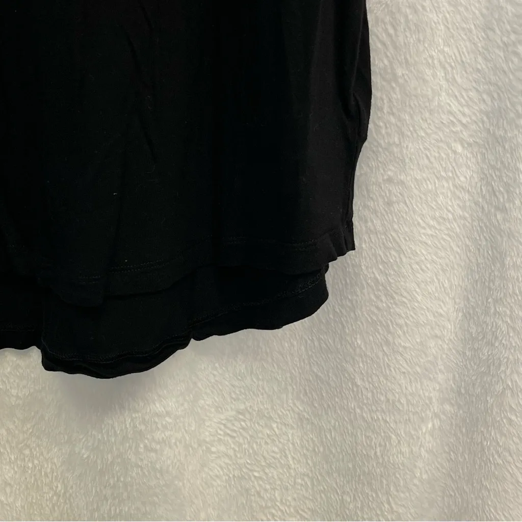 GAP Jet Black Casual Tee - Image 4