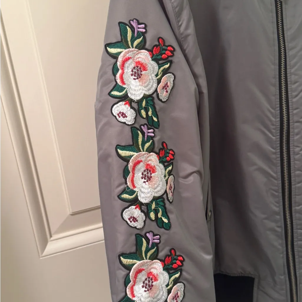 Black and Orange Quilted Jacket Size L - Image 2