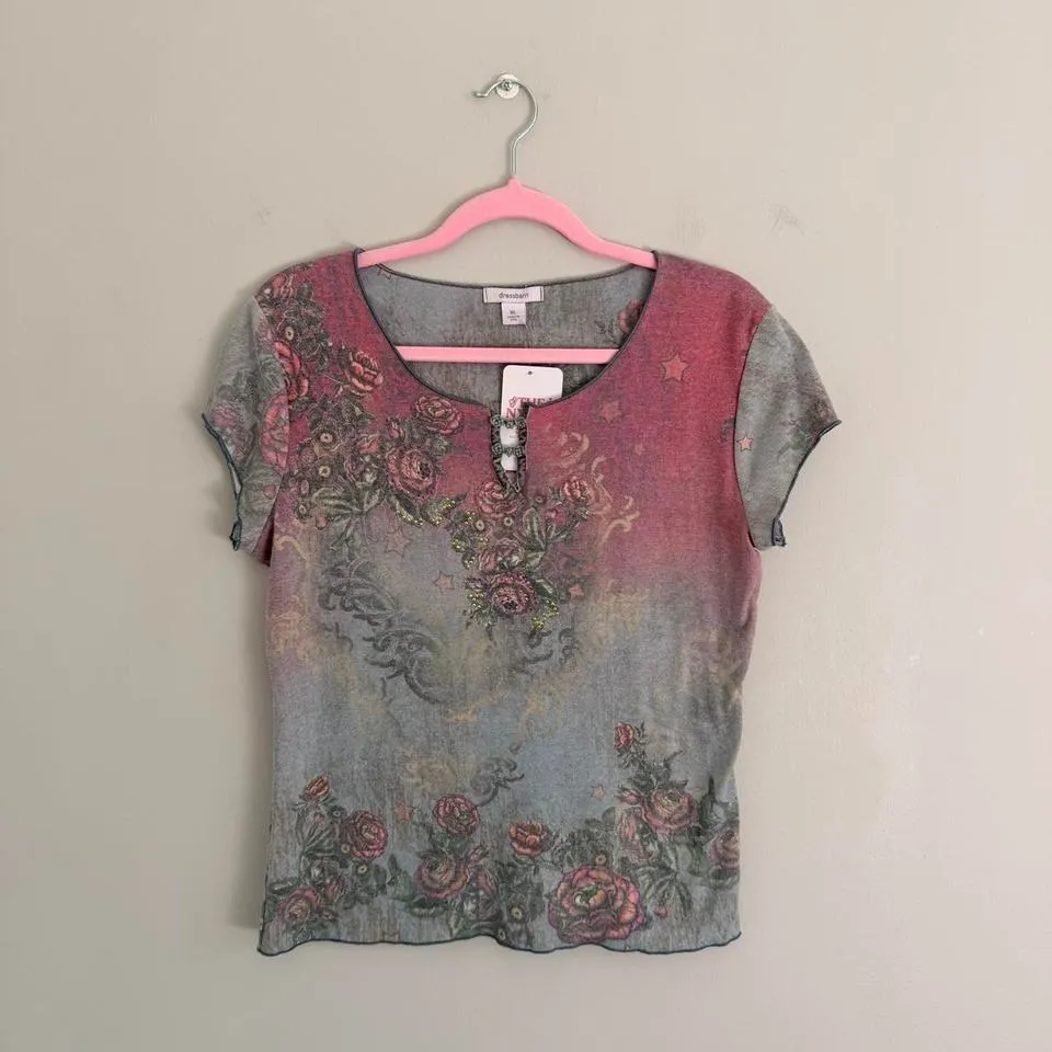 MULTICOLOR DRESSBARN WHIMSYGOTH ROSE PRINT T-SHIRT TOP - Image 2