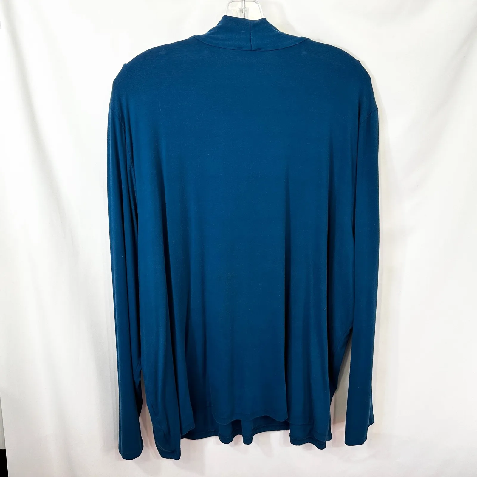 Talbots Plus Size 3X Top Blue V-Neck Long Sleeve Capsule Solid Mature 1727 - Image 2