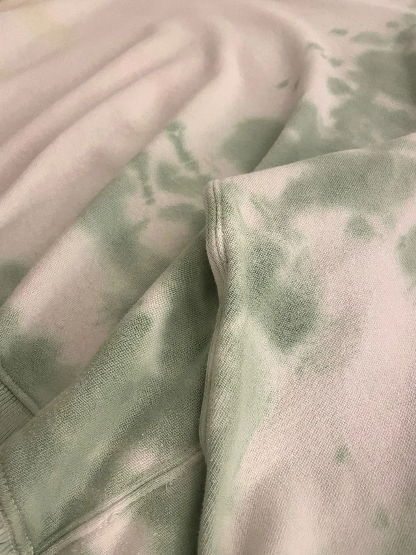 American Eagle Sweatshirt - Image 3