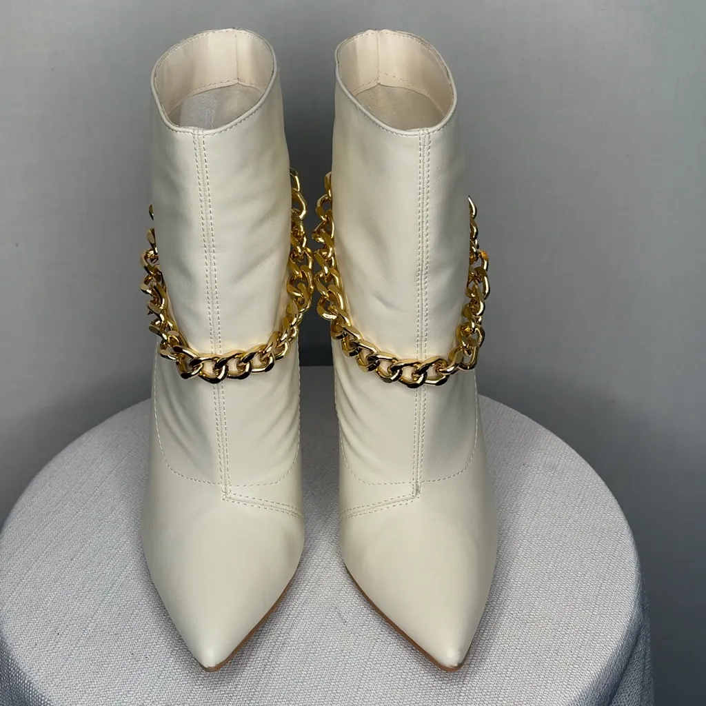 Cape Robbin Joelle White Ankle Boots Gold Chain Pointed Toe Heels Size6(B79) - Image 2