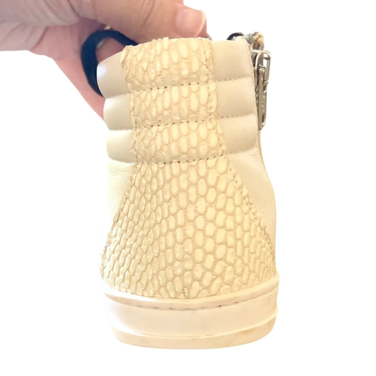 P448 Nautilus High Top Skate Sneakers White Italian Size 35 (US 5) EUC - Image 12