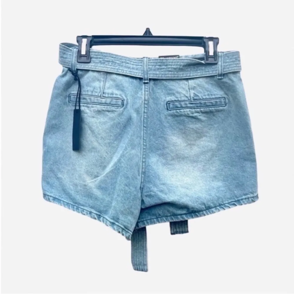 BLANKNYC Tie Belt Denim Jean High Waist Shorts NWT 28 - Image 4