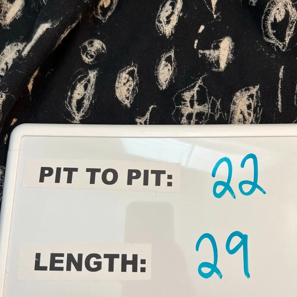 Romance Was Born Abstract Eye Lips Long Sleeve Heavyweight Shirt Women's Large Black - Image 3