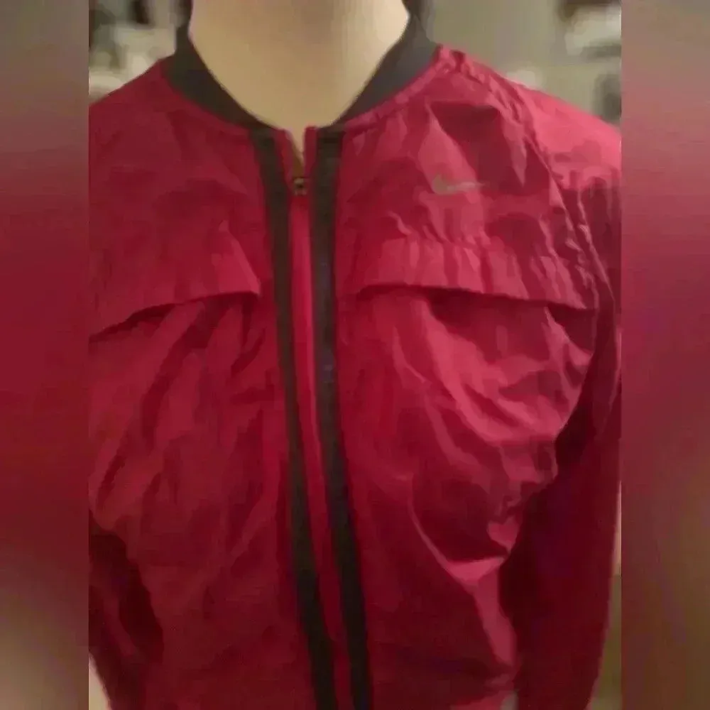 Nike Pink Windbreaker Jacket - Image 2