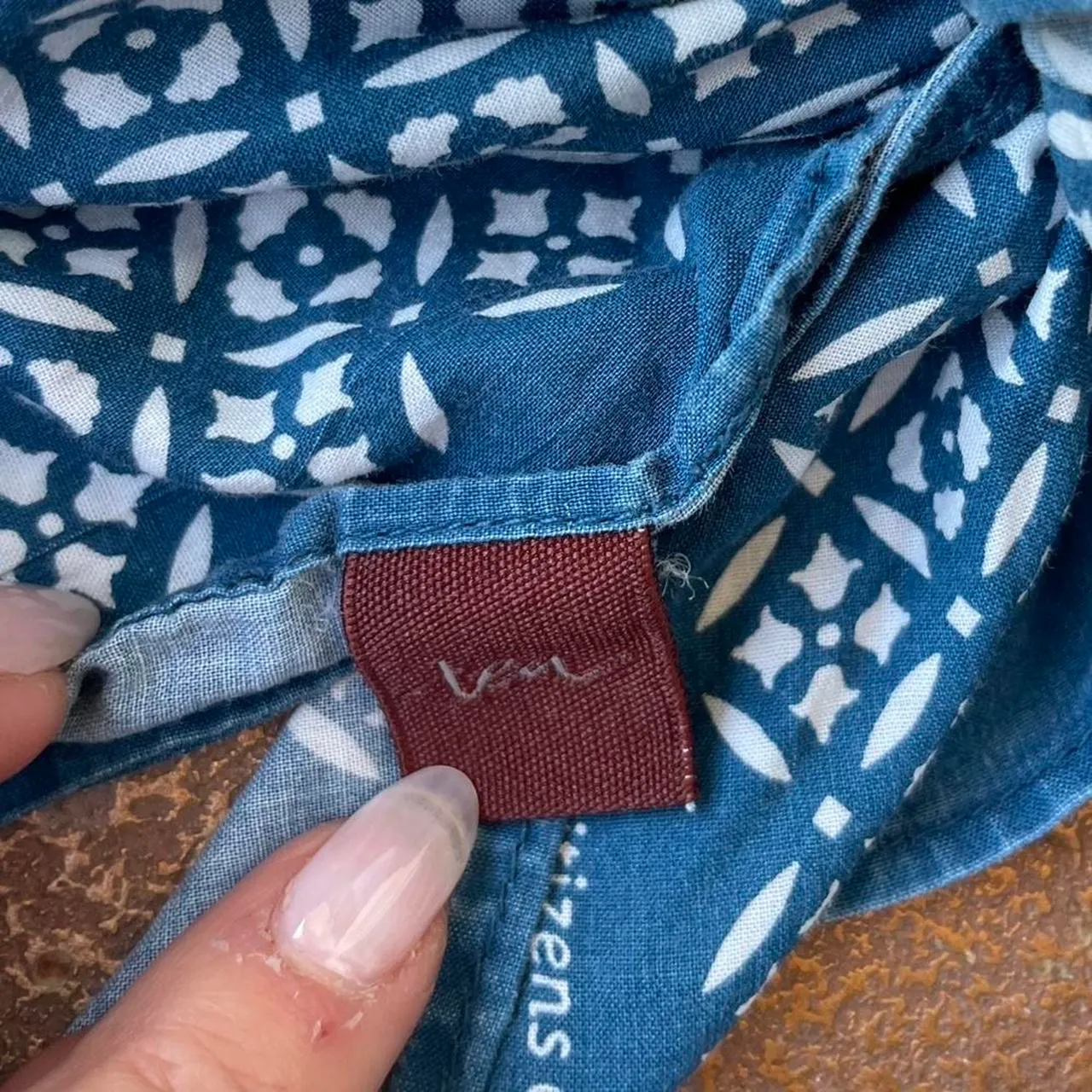 Blue and white western boho bandana - Image 4