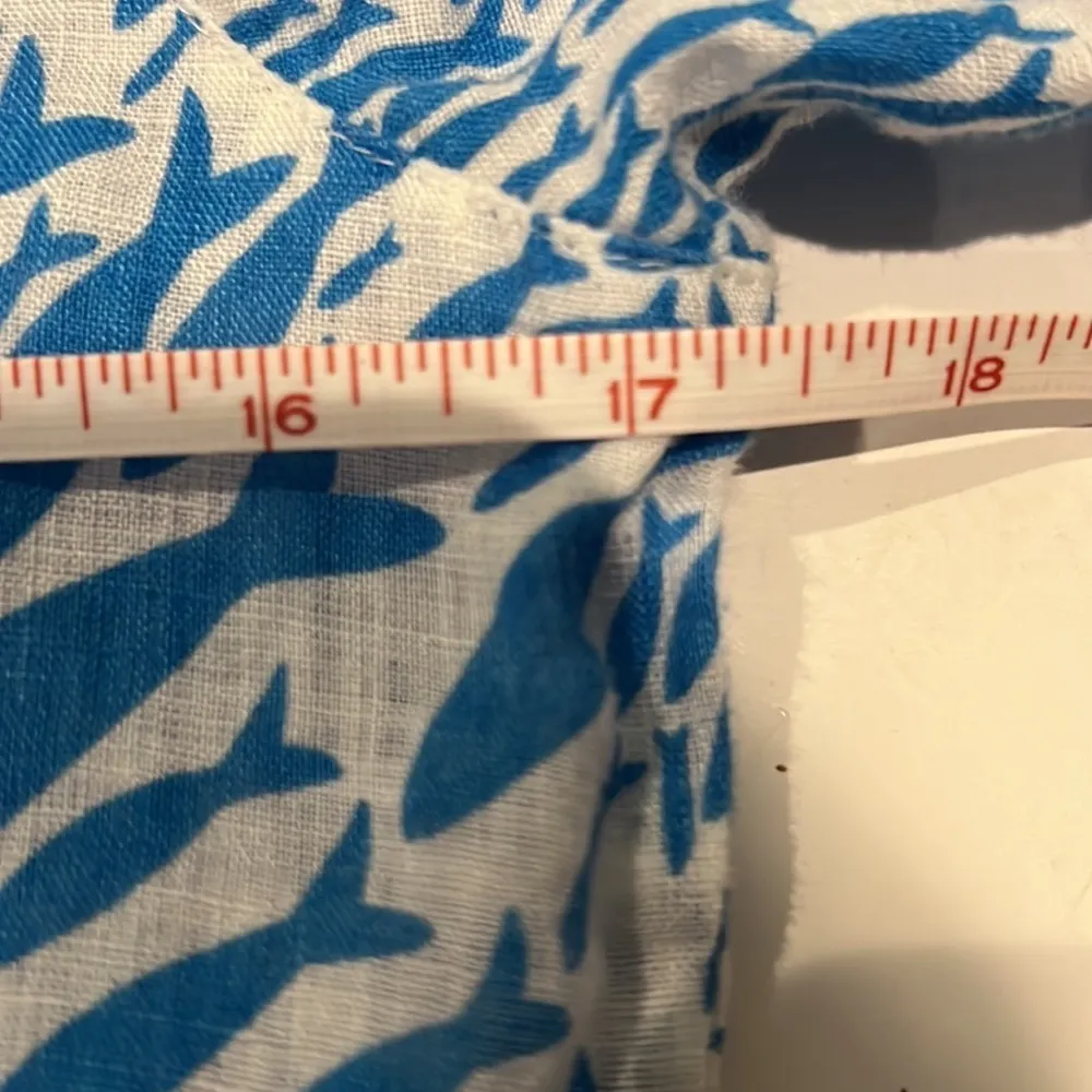 ISLAND COMPANY BEACH BLUE & WHITE WHALE COVERUP size small - Image 2