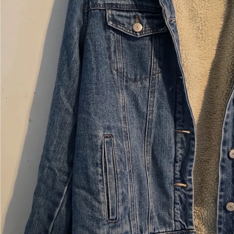 Old Navy Blue Denim Jacket with Sherpa Collar - Image 13