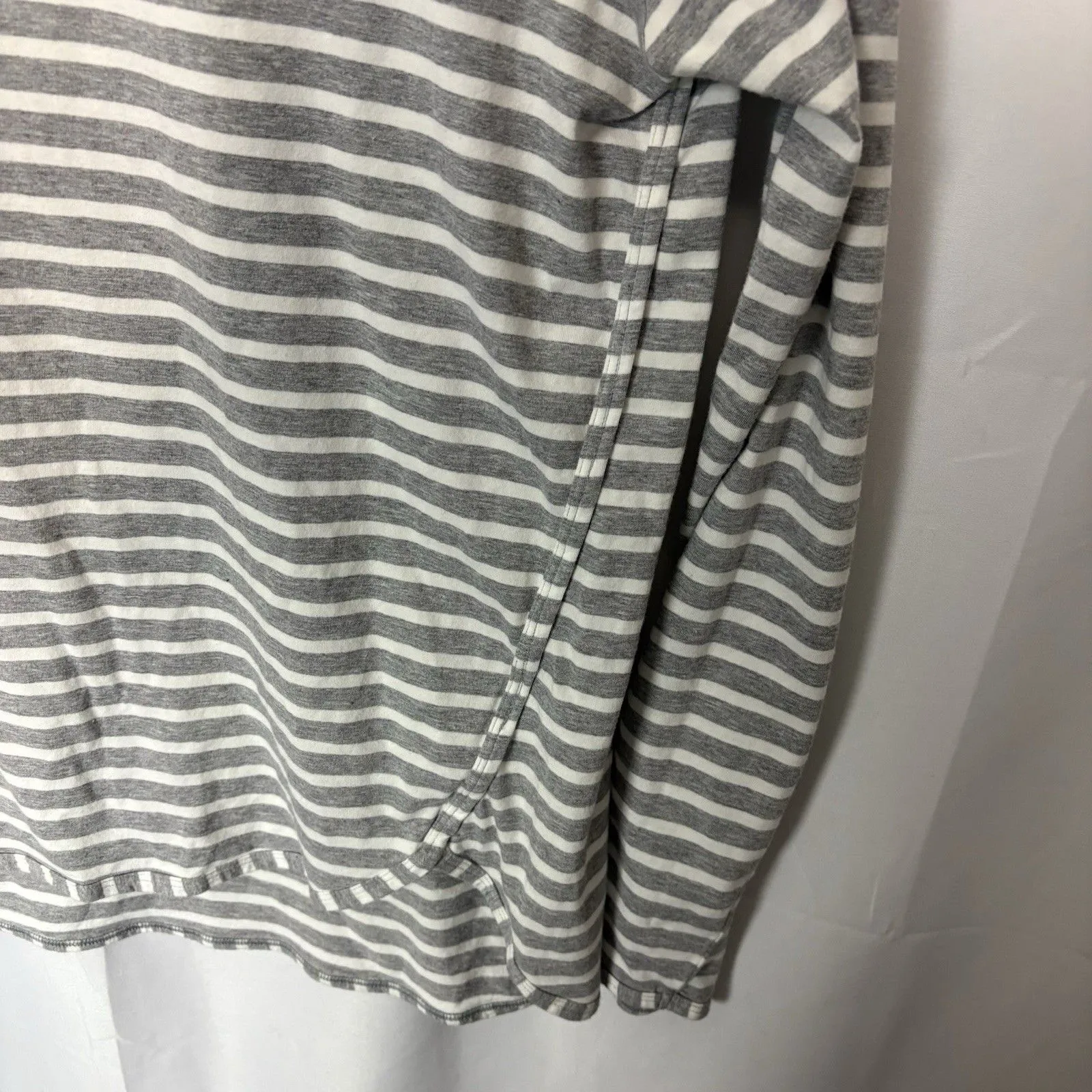 Coolibar Shirt Gray Stripe Heyday Side Split UPF 50+ Womens Medium Long Sleeve White - Image 5