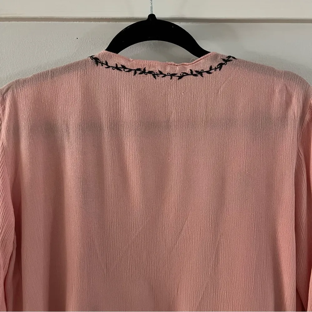 LOVE TREE. WOMENS OPEN DRAPE CARDIGAN. FLORAL EMBROIDERY. SIZE SMALL - Image 8