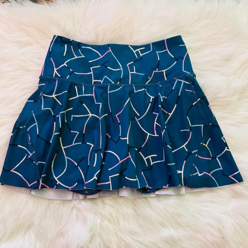 Athleta Pleated Mini Workout Skort Skirt - Image 2