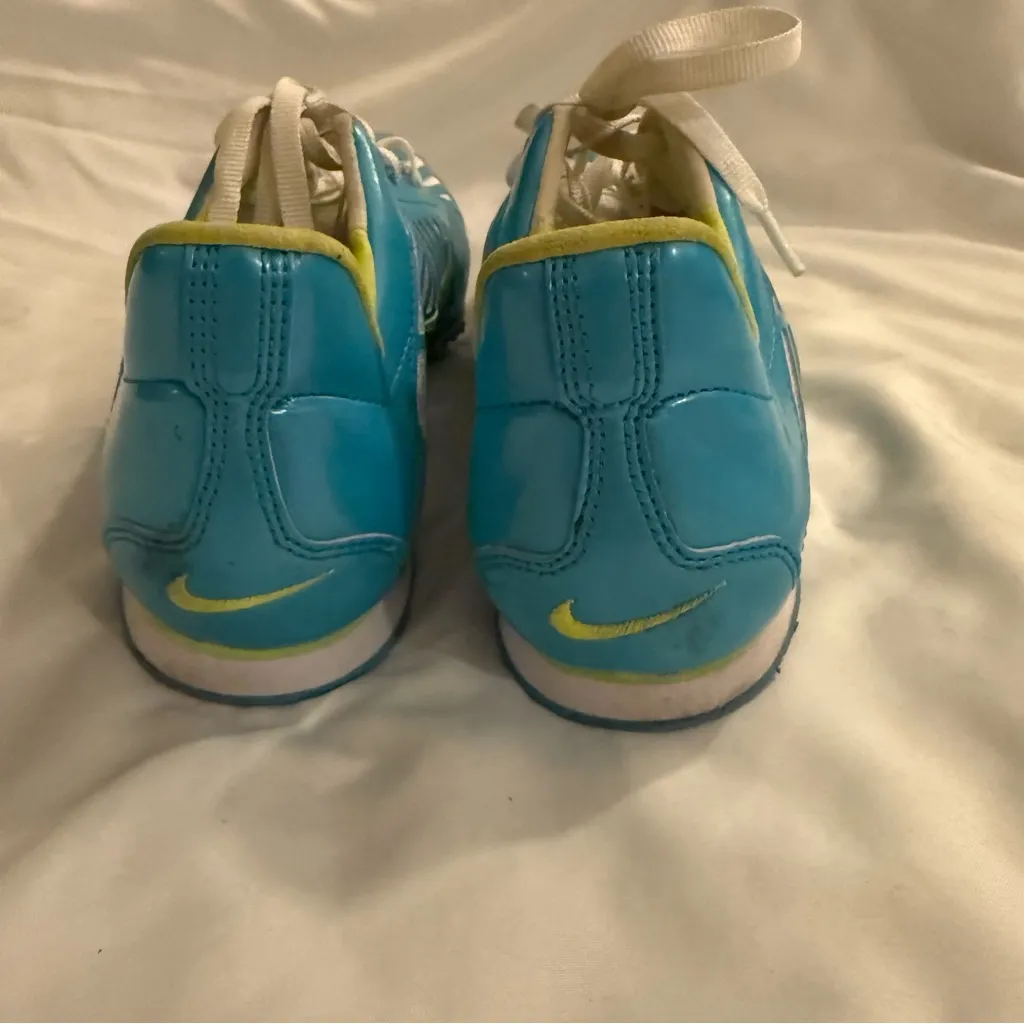 EUC Nike Rival Sister 2 Track Shoes - Image 8