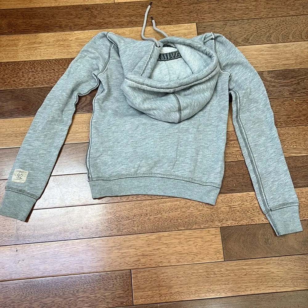 Abercrombie & Fitch | Gray Pink Hoodie Sweatshirt Small - Image 4