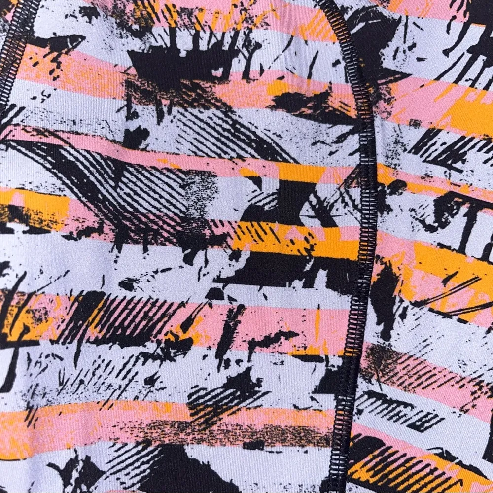 Lululemon  Athletica Sun Runner Crop Inversion Print - Image 6